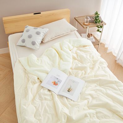 iellio（イエリオ）の「リバーシブル涼感とろける肌掛布団＜タオル地・綿１００％・わた入り・洗える・接触冷感・ブランケット・肌掛け布団・夏用掛布団＞（掛布団）」