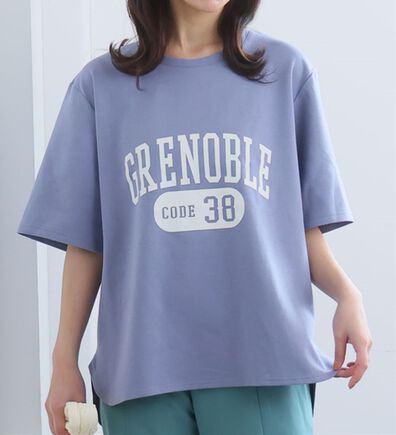 A HAPPY MARILYN（アハッピーマリリン）の「【Ｍ～８Ｌ】【接触冷感・ＵＶ対策】カレッジプリント裾ラウンドＴシャツ（Tシャツ）」