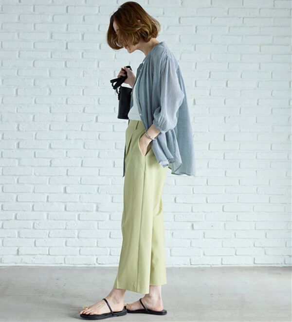 BELLUNA（ベルーナ）の「スラブ素材ギャザーデザインブラウス（ブラウス）」｜詳細画像