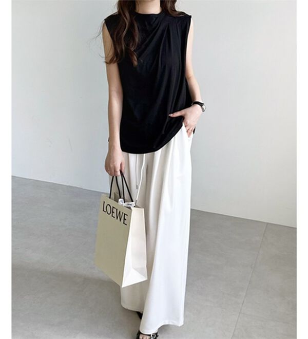 GeeRA（ジーラ）の「ドレープデザイントップス（カットソー）」｜詳細画像