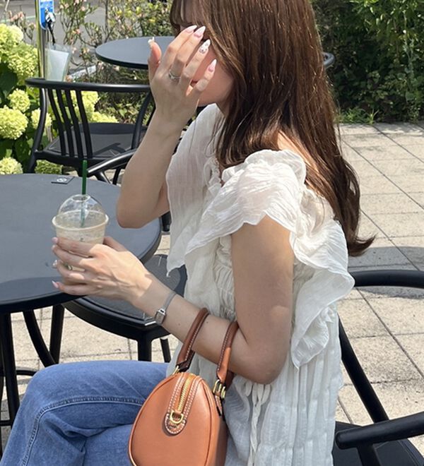 GeeRA（ジーラ）の「フリルシャーリングブラウス（ブラウス）」｜詳細画像