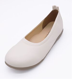 BELLUNA（ベルーナ）の「日本製ふわふわ厚クッションパンプス（パンプス）」｜アイボリー