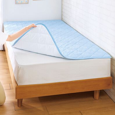 「パッと置くだけピタッと簡単敷パッド（敷パッド）」