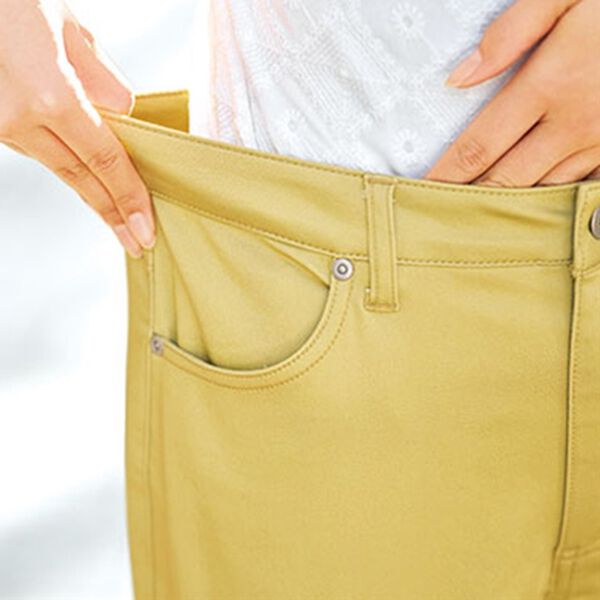 BELLUNA（ベルーナ）の「ヒンヤリ速乾！綿サテンストレッチカラーパンツ（フルレングスパンツ）」｜詳細画像