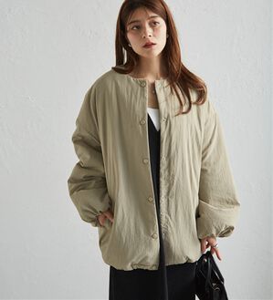 RANAN（ラナン）の「ノーカラーオーバーサイズ中わたブルゾン（ハーフコート）」｜ベージュ