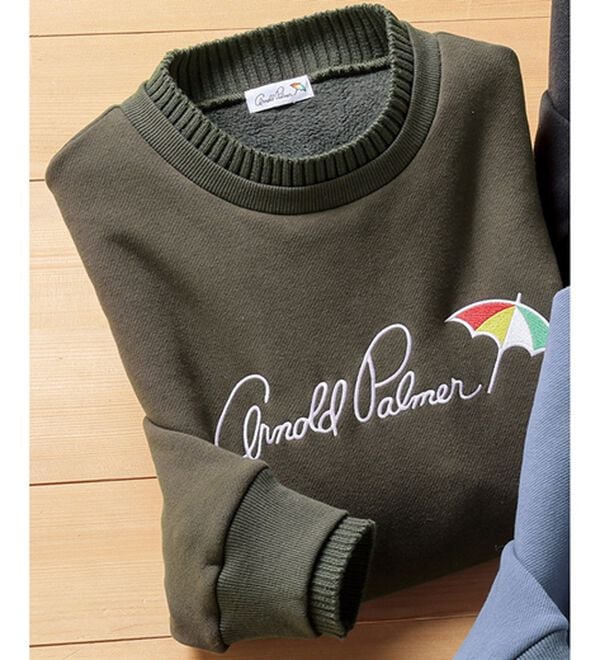 「＜アーノルド　パーマー＞技ありニット使い裏ボアトレーナー（メンズトレーナー）」｜カーキ