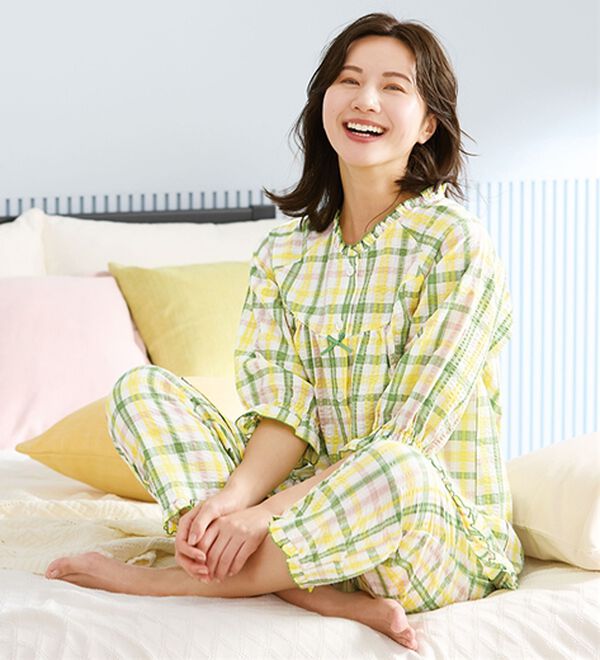 LAVIENNE（ラヴィエンヌ）の「サラッと涼感、綿１００％サッカーパジャマ（パジャマ・ルームウェア）」｜グリーンピンクチェック