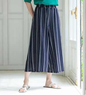 BELLUNA（ベルーナ）の「ヒンヤリ冷感イージーガウチョパンツ（ワイドパンツ・ガウチョ）」｜ネイビーストライプ