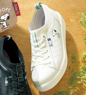 BELLUNA（ベルーナ）の「＜ピーナッツ＞履き口ゴムスニーカー（スニーカー）」｜ホワイト