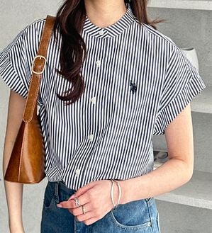GeeRA（ジーラ）の「【ＵＳ．ＰＯＬＯ．ＡＳＳＮ】フレンチスリーブシャツ（シャツ）」｜ネイビー系ストライプ
