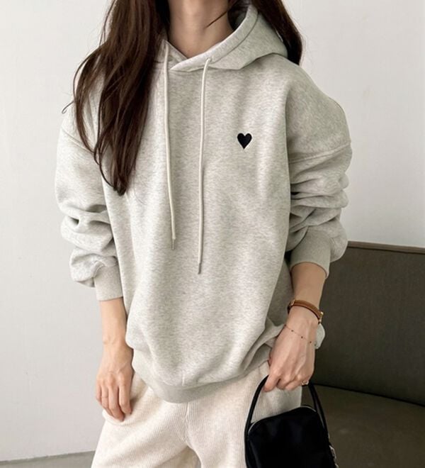 GeeRA（ジーラ）の「ハート刺繍裏起毛スウェットパーカー（パーカー）」｜詳細画像