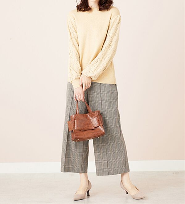 BELLUNA（ベルーナ）の「袖起毛レースニットプルオーバー（ニット・セーター）」｜詳細画像