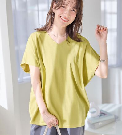 Viola e Viola（ヴィオラ エ ヴィオラ）の「美人シルエット叶えるドルマントップス（カットソー）」