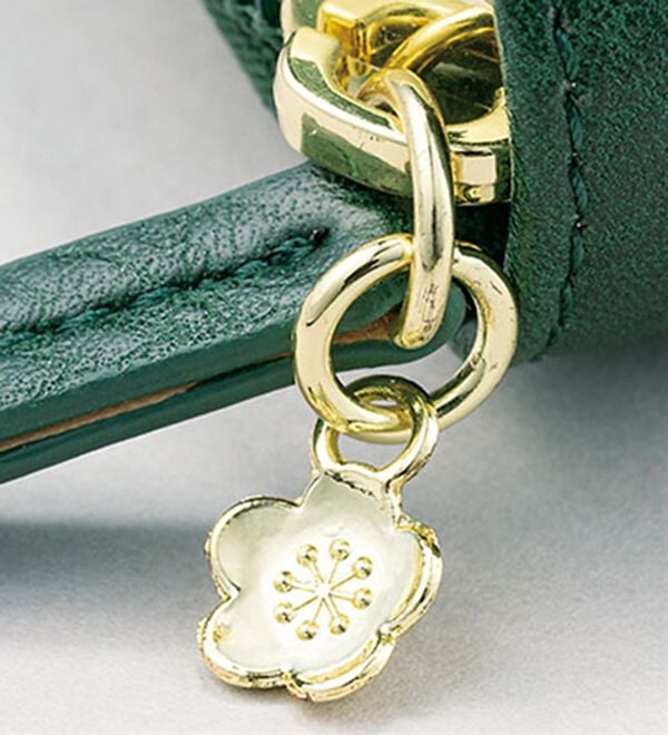 BELLUNA（ベルーナ）の「＜クロコダイル＞開運祈願梅型押し長財布（財布・パスケース）」｜詳細画像