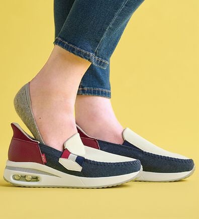 BELLUNA（ベルーナ）の「＜ＥＤＷＩＮ＞さっと履ける！牛床革エアソールスリッポン（スリッポン）」