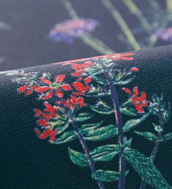 BELLUNA（ベルーナ）の「花柄プリントチュール重ねスカート（ロングスカート）」｜詳細画像