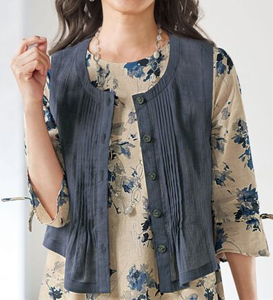 BELLUNA（ベルーナ）の「綿麻楊柳素材タックデザインベスト（ベスト）」