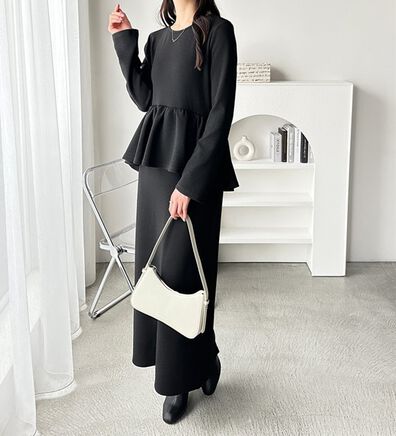 GeeRA（ジーラ）の「楽ちん！ペプラムデザインワンピース（カットソーワンピース）」