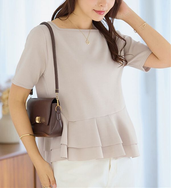 alotta（アロッタ）の「スクエアネックティアードトップス（カットソー）」｜詳細画像