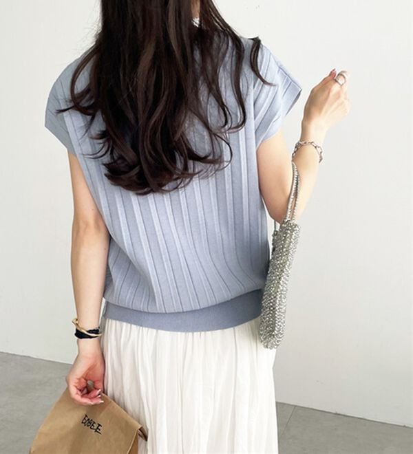 GeeRA（ジーラ）の「プリーツ編フレンチスリーブリブトップス（ニット・セーター）」｜詳細画像