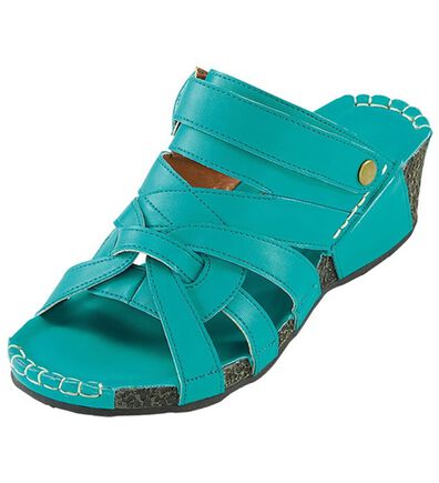 BELLUNA（ベルーナ）の「【３Ｅ／４Ｅ選べる】フットベットウェッジサンダル（サンダル・ミュール）」