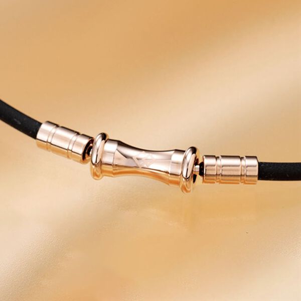 「コラントッテ　医療機器ネックレス　タオネックレススリム（その他美容・健康機器）」｜ラフィミニ　シャンパンゴールド