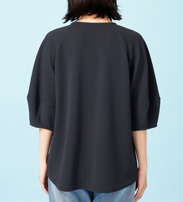 BELLUNA（ベルーナ）の「ポコポコ素材ランタンスリーブプルオーバー（カットソー）」｜詳細画像