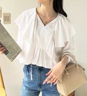 GeeRA（ジーラ）の「フリルカラーブラウス（ブラウス）」｜オフホワイト