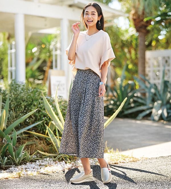 BELLUNA（ベルーナ）の「＜ＥＤＷＩＮ＞さっと履ける！牛床革エアソールスリッポン（スリッポン）」｜詳細画像