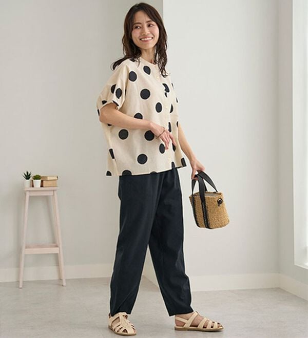 BELLUNA（ベルーナ）の「レーヨン麻入りゆったりワイドパンツ（フルレングスパンツ）」｜詳細画像