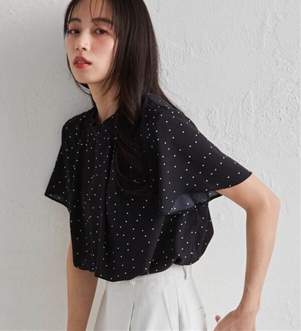 RANAN（ラナン）の「【新色追加】機能付タックデザインブラウス（ブラウス）」｜詳細画像