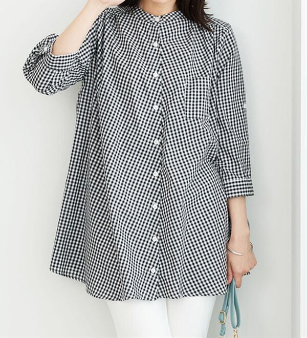 BELLUNA（ベルーナ）の「フランス綾ドレープ使いシャツチュニック（チュニック）」｜ギンガムチェック