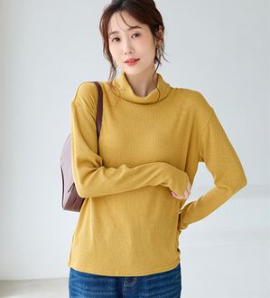 BELLUNA（ベルーナ）の「まるでニット！サラッと軽いリブハイネックプルオーバー（カットソー）」｜イエロー