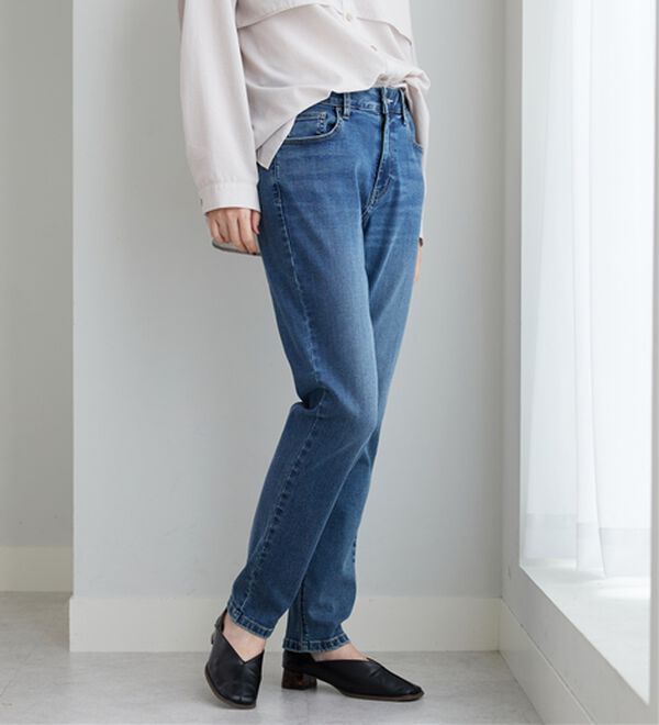 BELLUNA（ベルーナ）の「やわらかストレッチデニム素材スリムパンツ（フルレングスパンツ）」｜詳細画像