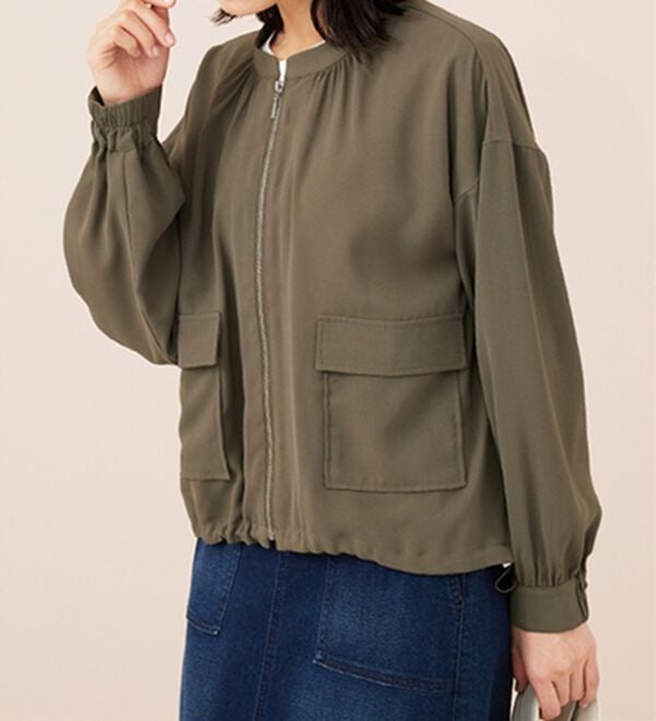 BELLUNA（ベルーナ）の「とろみ素材ポケットデザインブルゾン（ブルゾン）」｜詳細画像