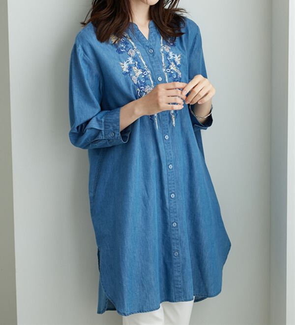 BELLUNA（ベルーナ）の「デニム素材華やか刺しゅうワンピース（その他ワンピース）」｜詳細画像