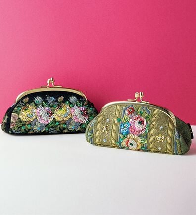 BELLUNA（ベルーナ）の「＜シンクビー＞ゴブランフラワー口金ポーチ（ポーチ）」