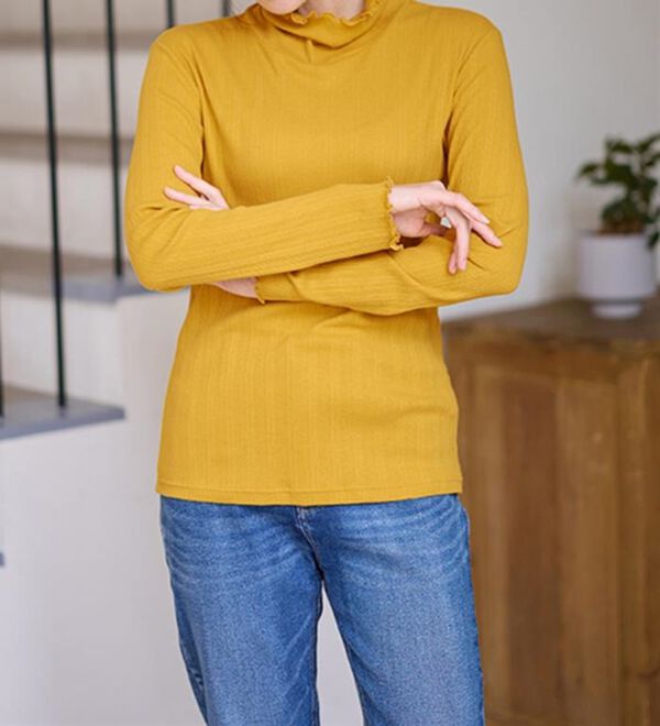 LAVIENNE（ラヴィエンヌ）の「着回し力抜群！綿１００％あったかリブインナー（肌着・インナーウェア）」｜マスタード