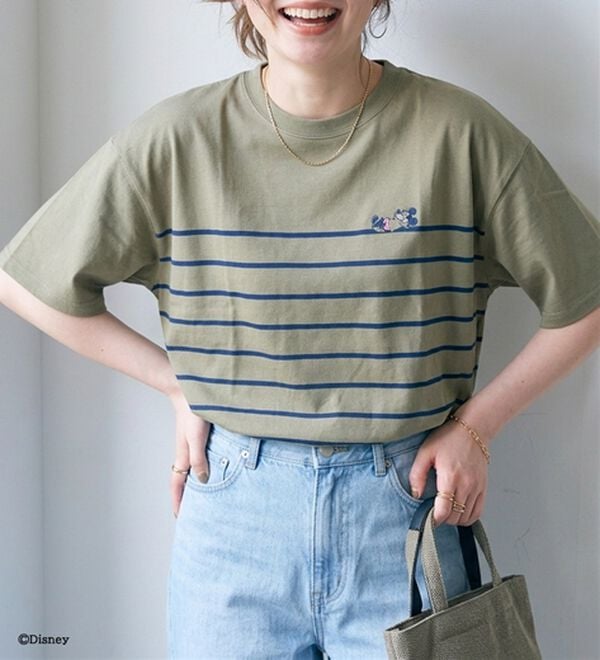BELLUNA（ベルーナ）の「＜Ｄｉｓｎｅｙ＞【ミッキー】ボーダープリントボックスシルエットTシャツ（カットソー）」｜カーキ