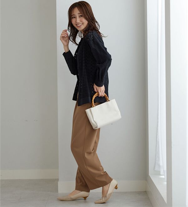 BELLUNA（ベルーナ）の「花柄レース切替シャツジャケット（シャツ）」｜詳細画像