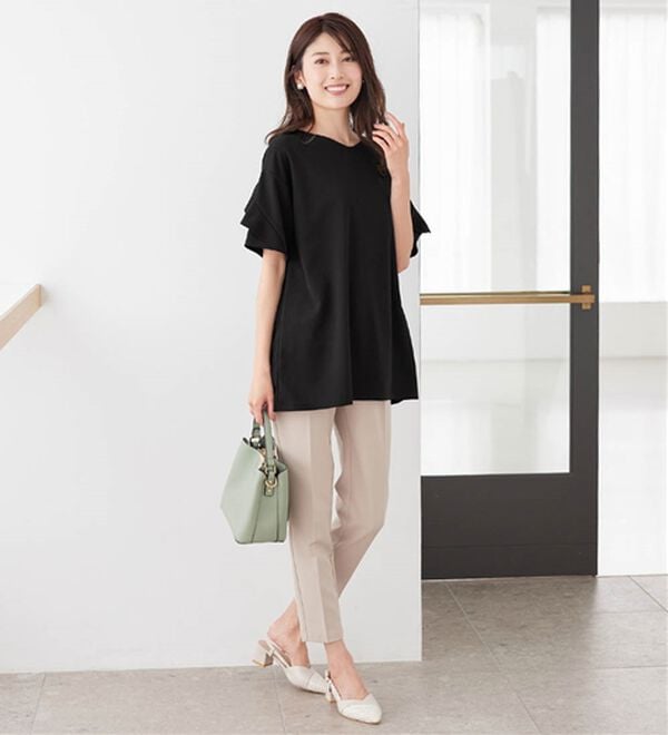 alotta（アロッタ）の「【４つの機能付】ひんやりフリル袖Ｔシャツチュニック（チュニック）」｜詳細画像