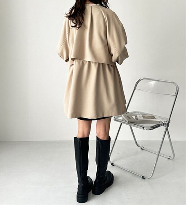 GeeRA（ジーラ）の「ケープデザインミドル丈マンパー（ブルゾン）」｜詳細画像