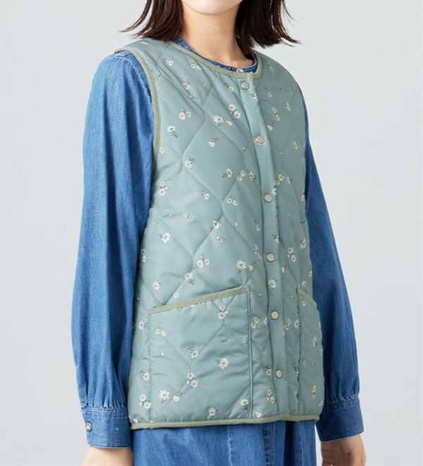 BELLUNA（ベルーナ）の「【洗える！】裏ファー素材中わたキルトベスト（ベスト）」｜詳細画像