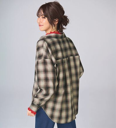 BELLUNA（ベルーナ）の「サラッと軽い！チェック柄シャツチュニック（シャツ）」