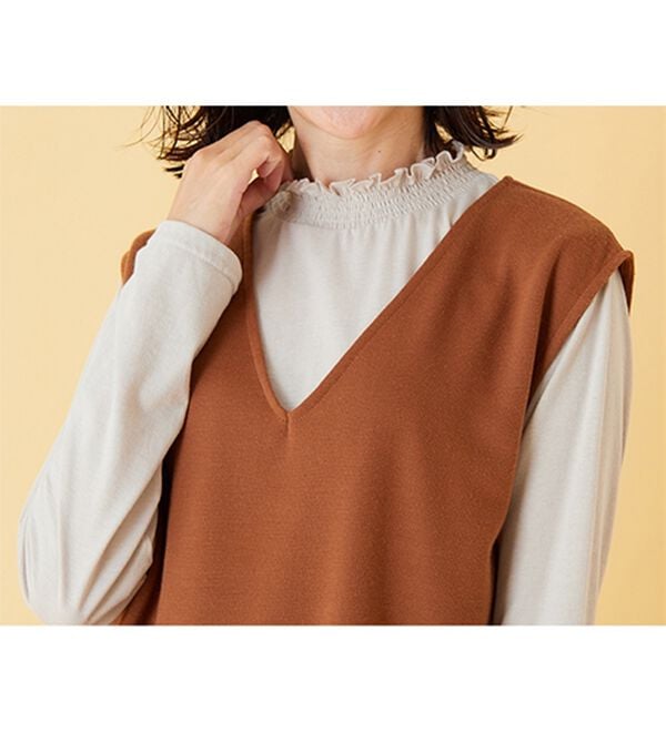 BELLUNA（ベルーナ）の「シャーリング衿ベストアンサンブル（アンサンブル）」｜詳細画像