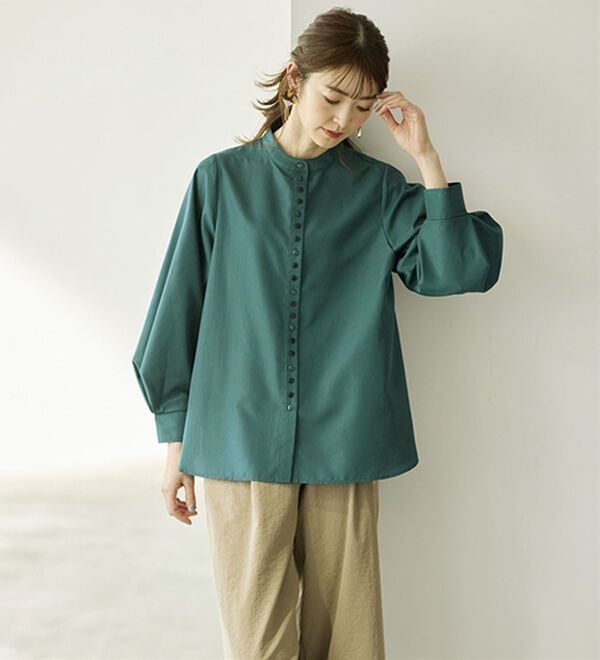 BELLUNA（ベルーナ）の「大人のシンプル服多ボタン袖ボリュームブラウス（ブラウス）」｜詳細画像