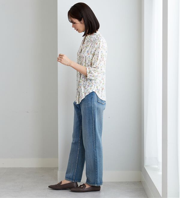 BELLUNA（ベルーナ）の「レーヨン素材ギャザー使いプリントブラウス（ブラウス）」｜詳細画像