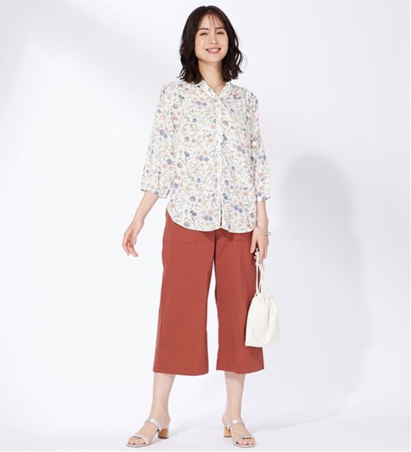 BELLUNA（ベルーナ）の「レーヨン素材ギャザー使いプリントブラウス（ブラウス）」｜詳細画像