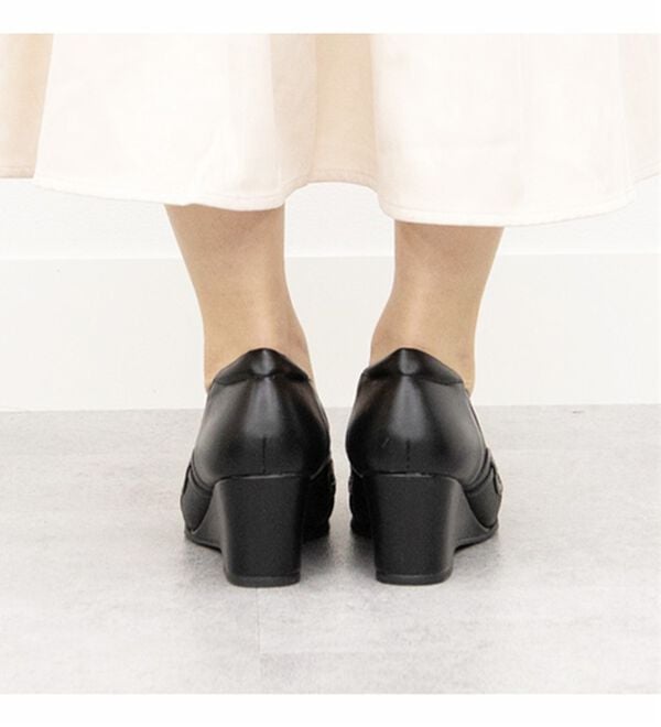 BELLUNA（ベルーナ）の「４Ｅエレガンス切替パンプス（パンプス）」｜詳細画像