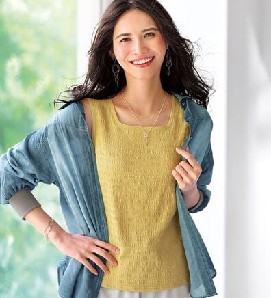 BELLUNA（ベルーナ）の「ジャカード素材カップ付タンクトップ（タンクトップ・キャミソール）」